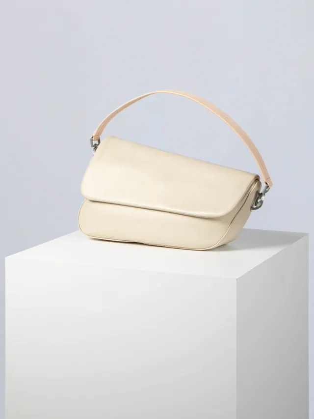 bree-the-icons-intra-flapbag-m-umh-ngetasche-aus-100-rindsleder-ohne-futter-unis image 1
