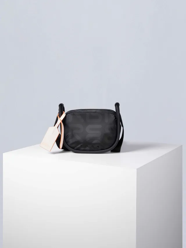bree-the-everydays-cube-shoulderbag-s-kompakte-unisex-schultertasche-mit-praktis image 1