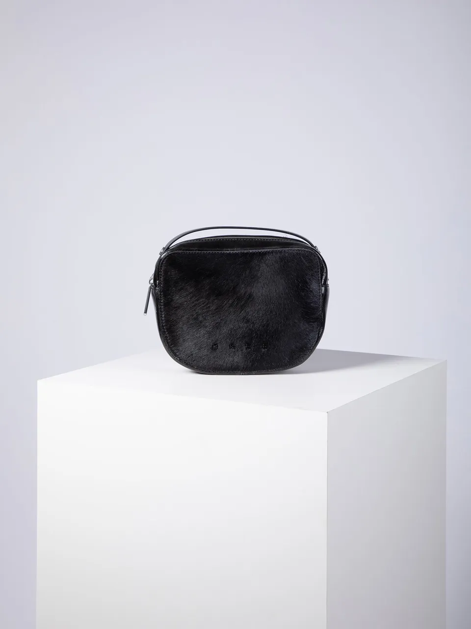 bree-the-icons-cube-shoulderbag-s2-kuhfell-rindsleder image 1