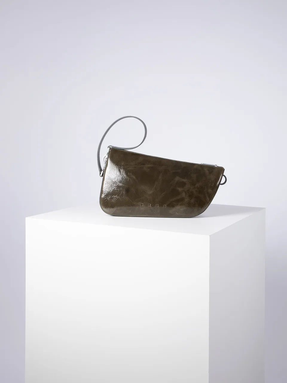 bree-the-icons-verso-shoulderbag-m2-schultertasche-rindsleder-unisex image 1