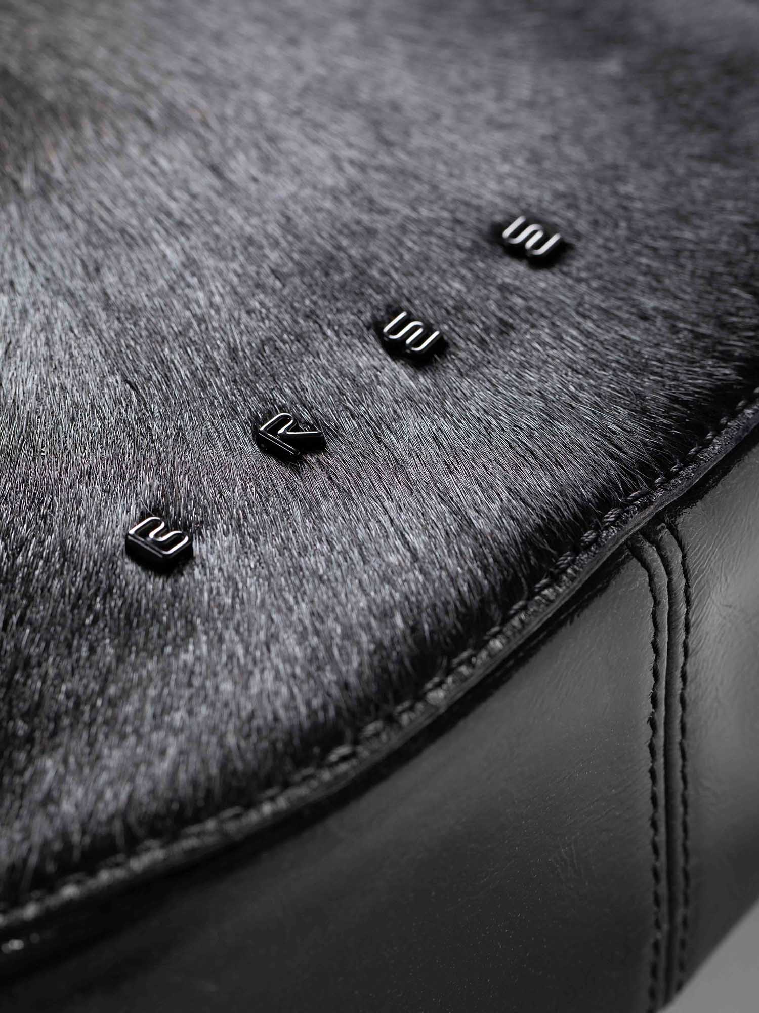 bree-the-icons-cube-shoulderbag-s2-kuhfell-rindsleder image 6