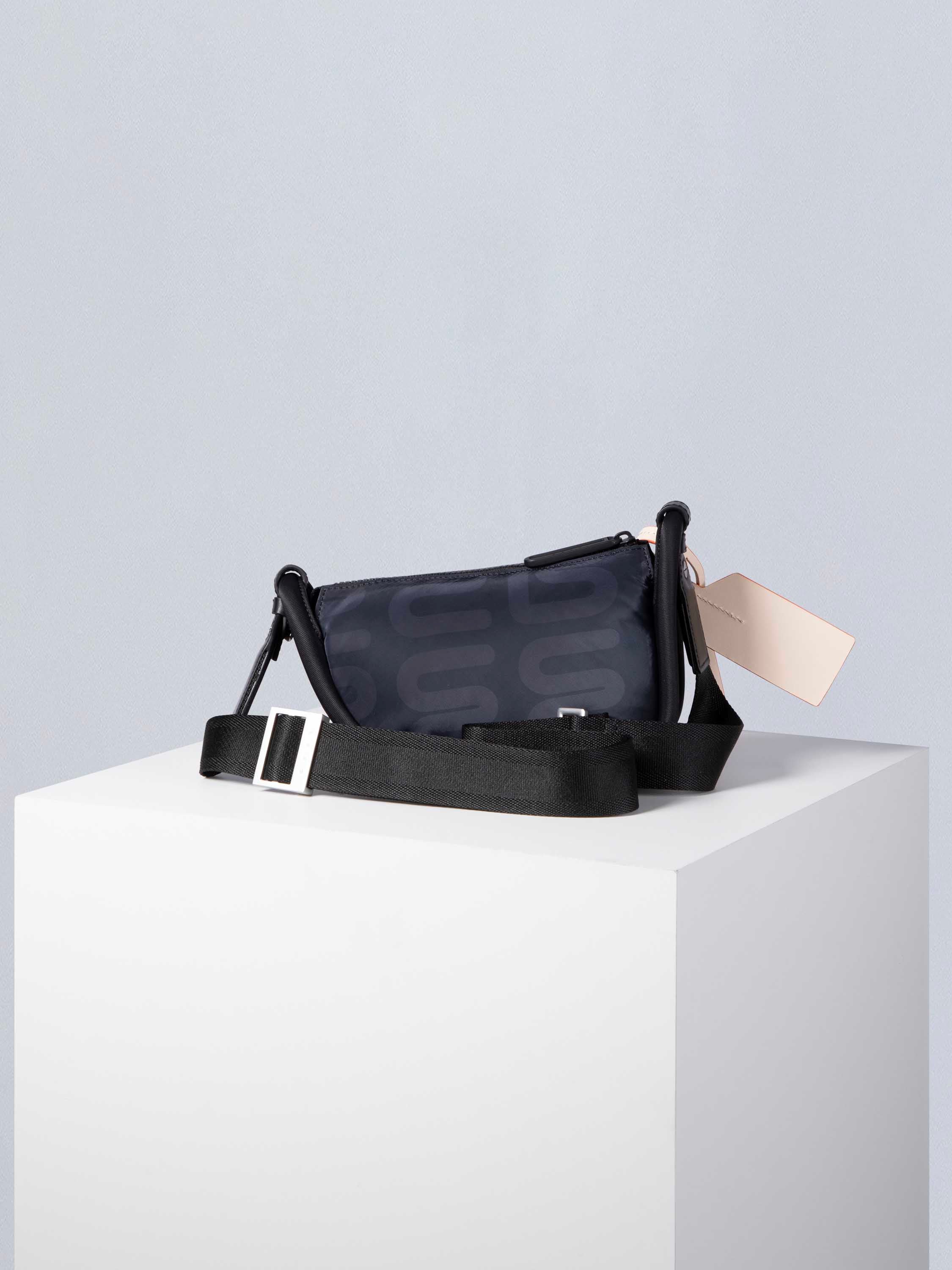bree-the-everydays-verso-shoulderbag-xs-schultertasche-nylon-mix-unisex image 4