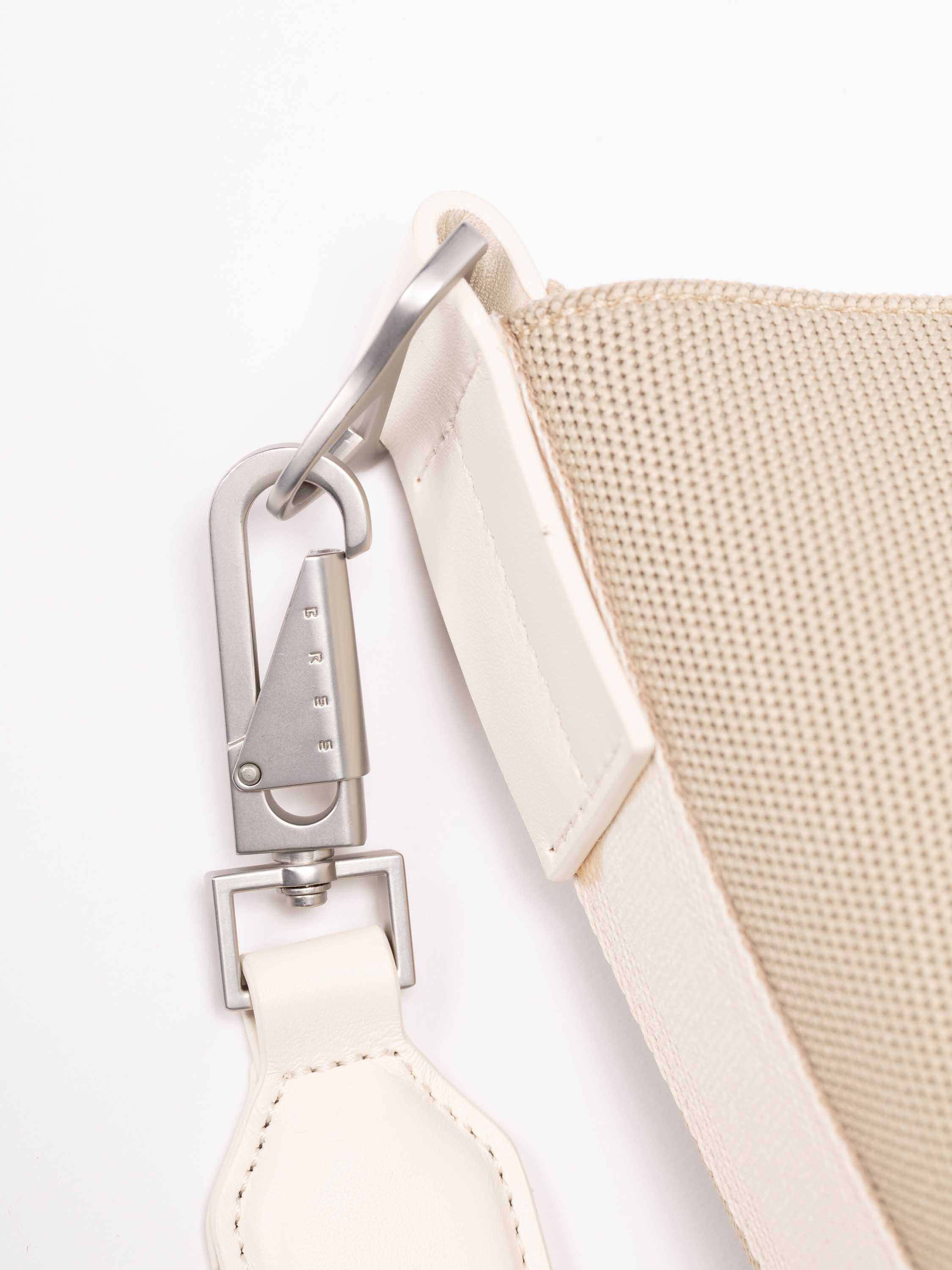 bree-the-essentials-vasta-shopper-xl-gro-e-wasserabweisende-schultertasche-aus-p image 7
