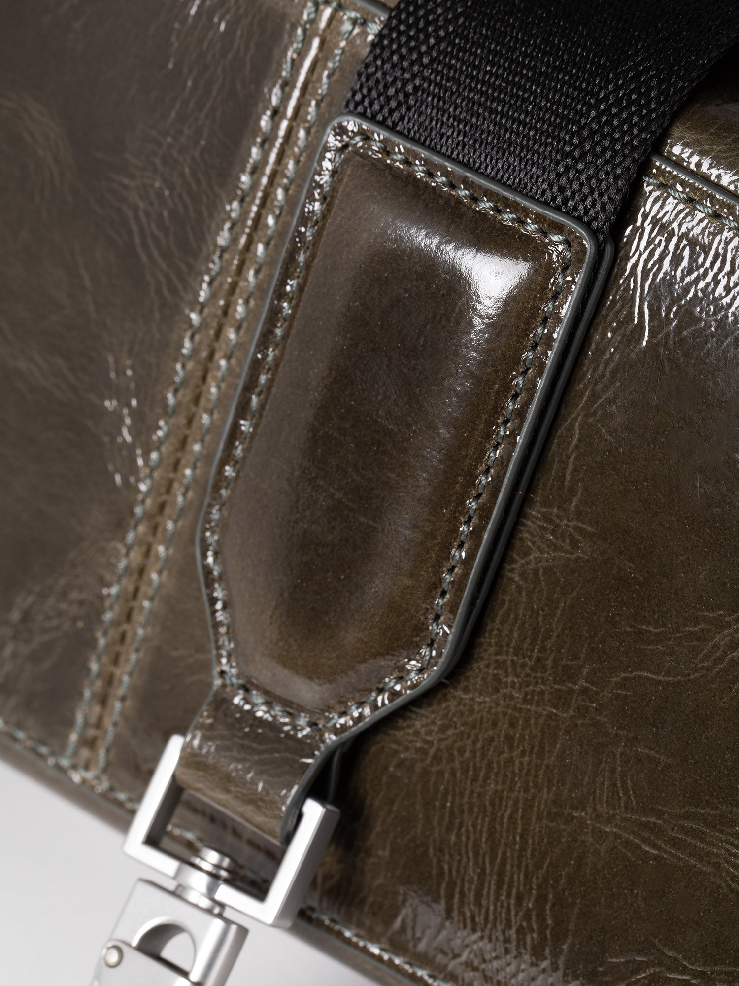 bree-the-icons-verso-shoulderbag-m2-schultertasche-rindsleder-unisex image 7