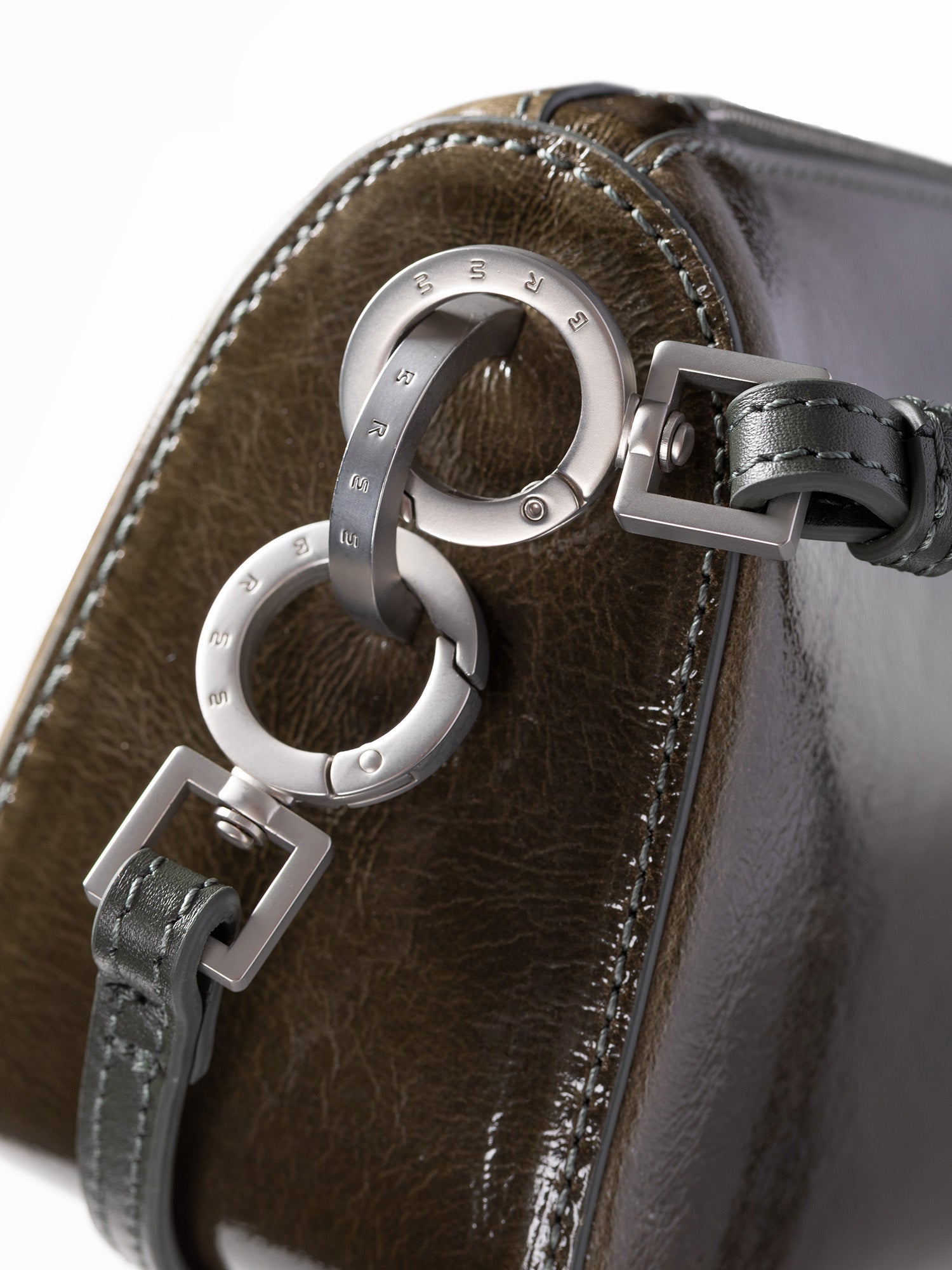 bree-the-icons-verso-shoulderbag-s4-unisex-umh-ngetasche-aus-rindsleder image 5