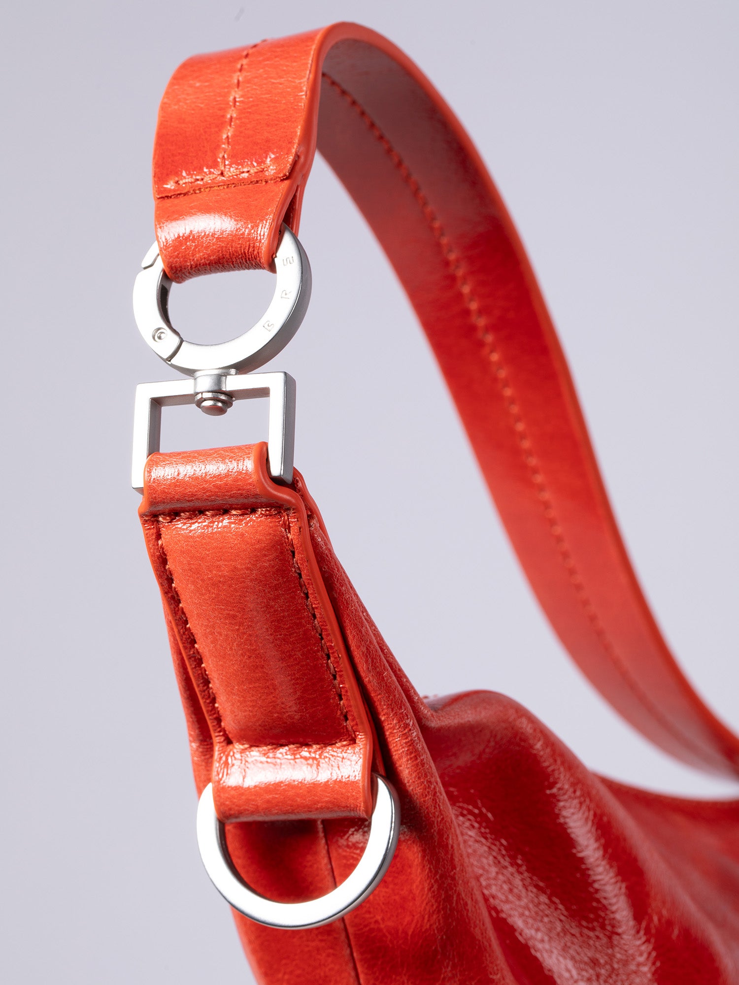 bree-the-exhibits-hugo-shoulderbag-l-gro-e-unisex-schultertasche-f-r-a4-unterlag image 4