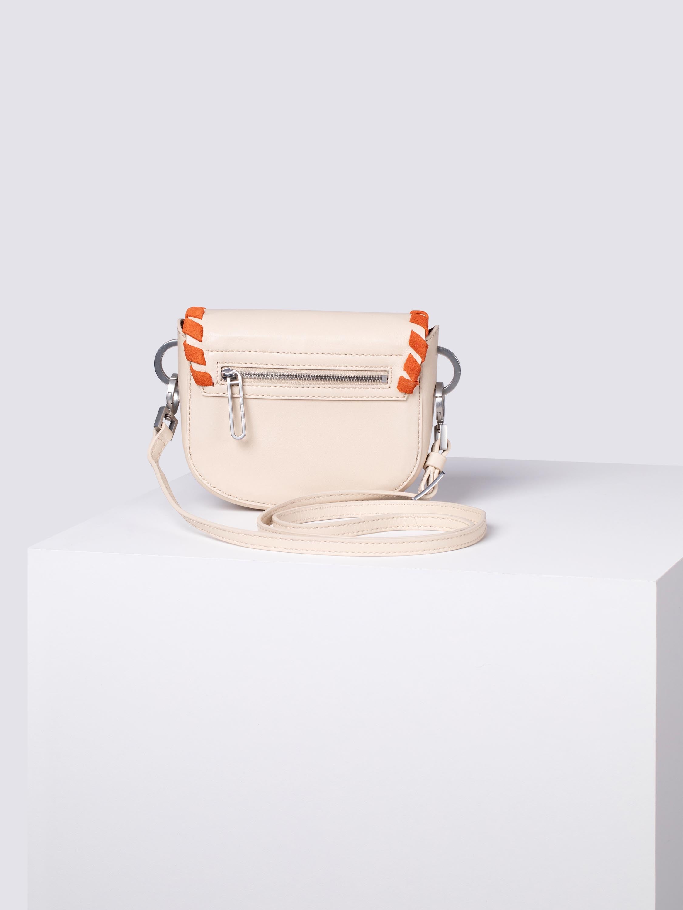 bree-the-boho-collection-ladytop-flapbag-xs-rindsleder image 3