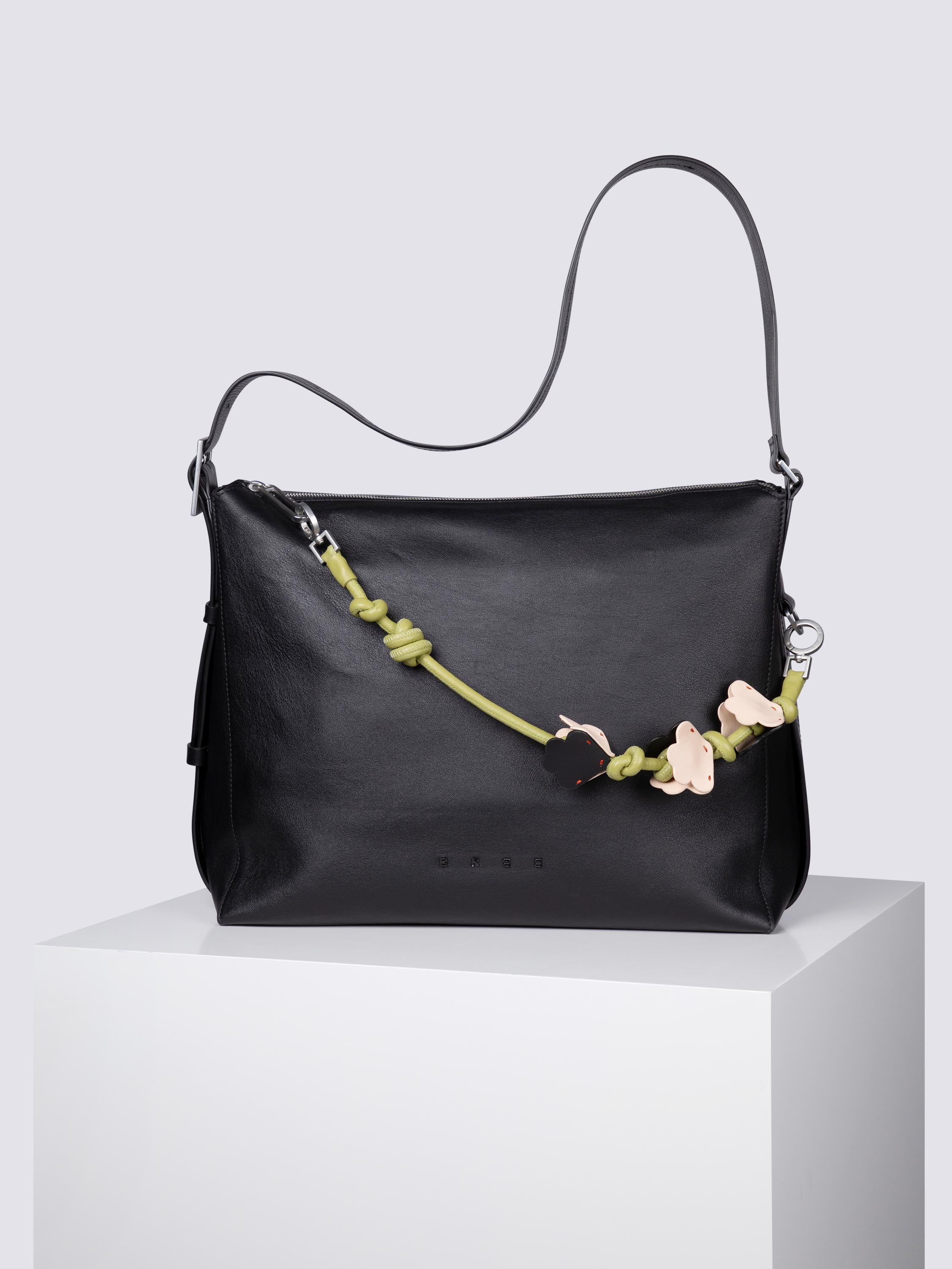 bree-the-system-stemma-shoulder-strap-trageriemen-aus-100-rindsleder-unisex image 4