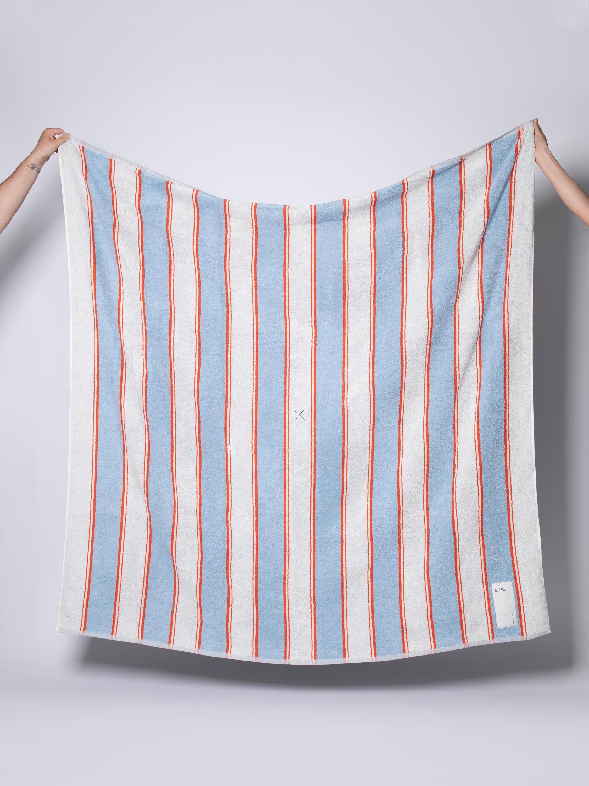 bree-the-out-of-office-zentra-blanket-l-wohndecke image 2