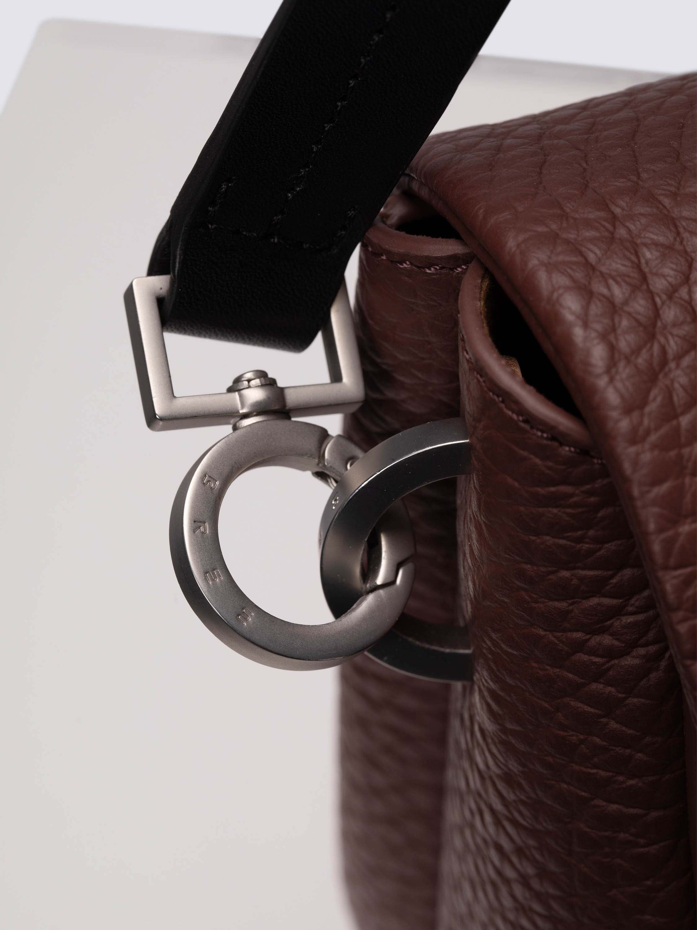 bree-the-icons-ladytop-flap-bag-m4-unisex-klappentasche-aus-100-rindsleder-gro-e image 8