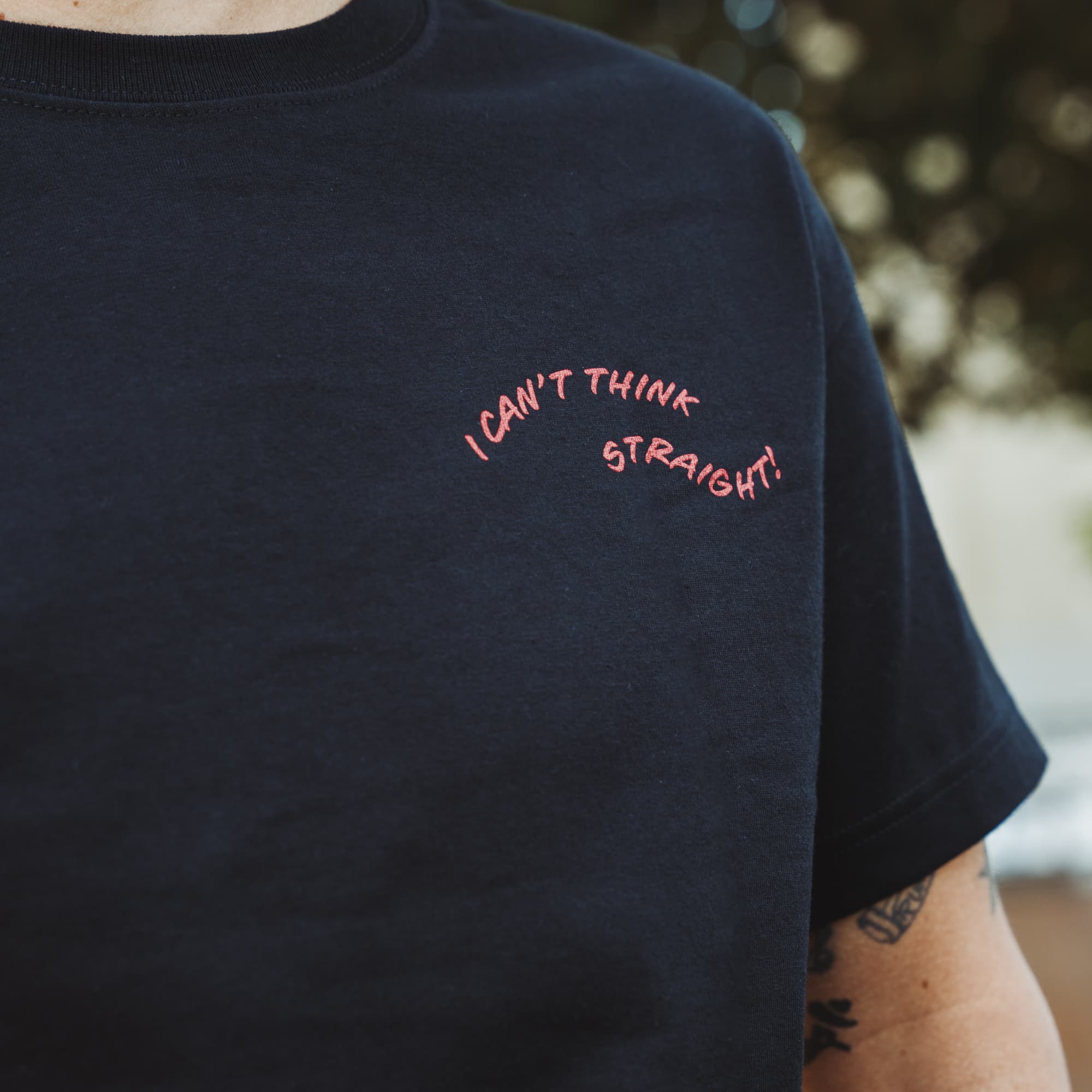 chrome-industries-x-j-prince-pride-tee-limitiertes-unisex-t-shirt-collaboration- image 6