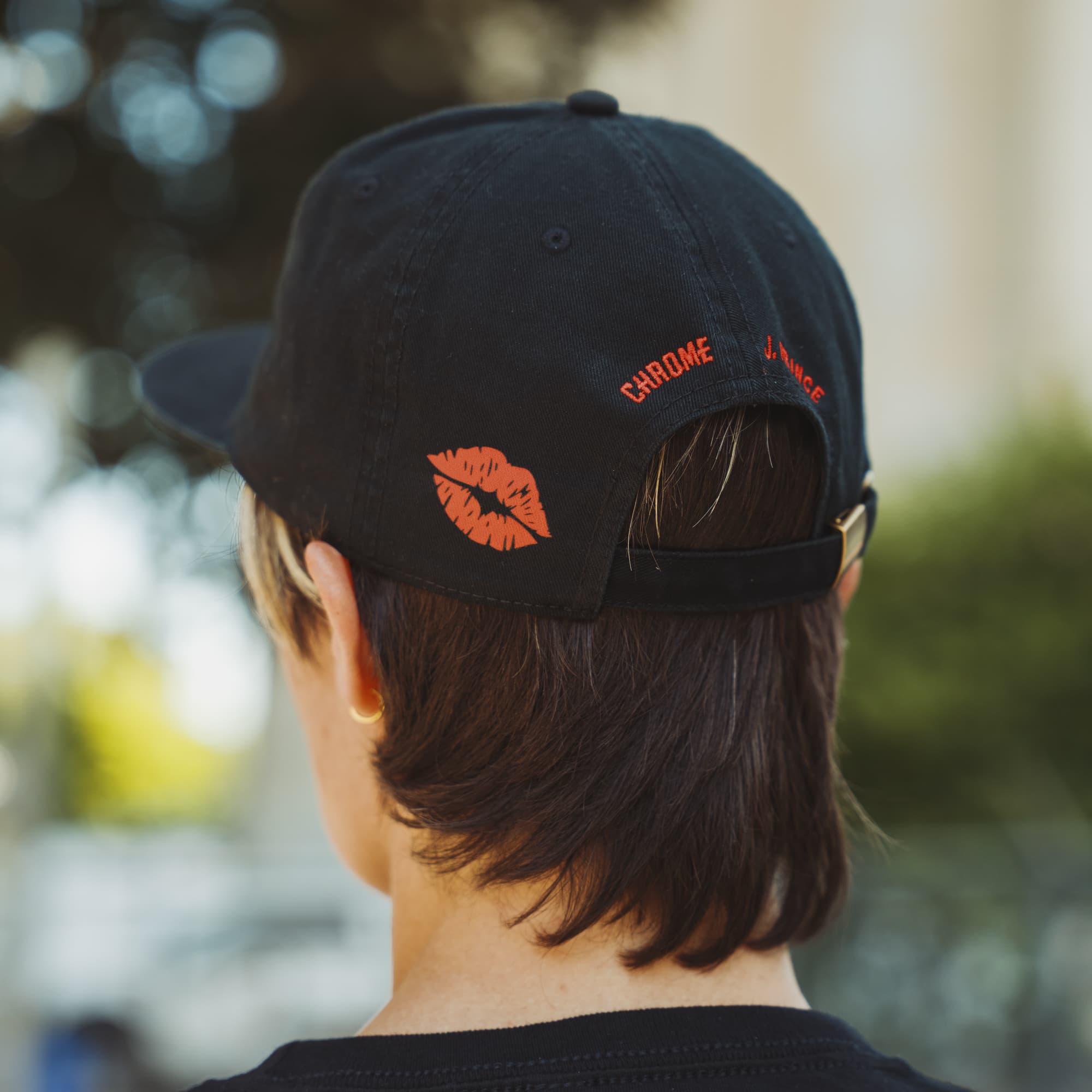 chrome-industries-x-j-prince-pride-hat-limitierte-pride-cap-verstellbar image 3